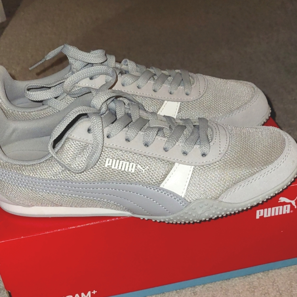 Puma Softfoam women's tennis, size7, gray